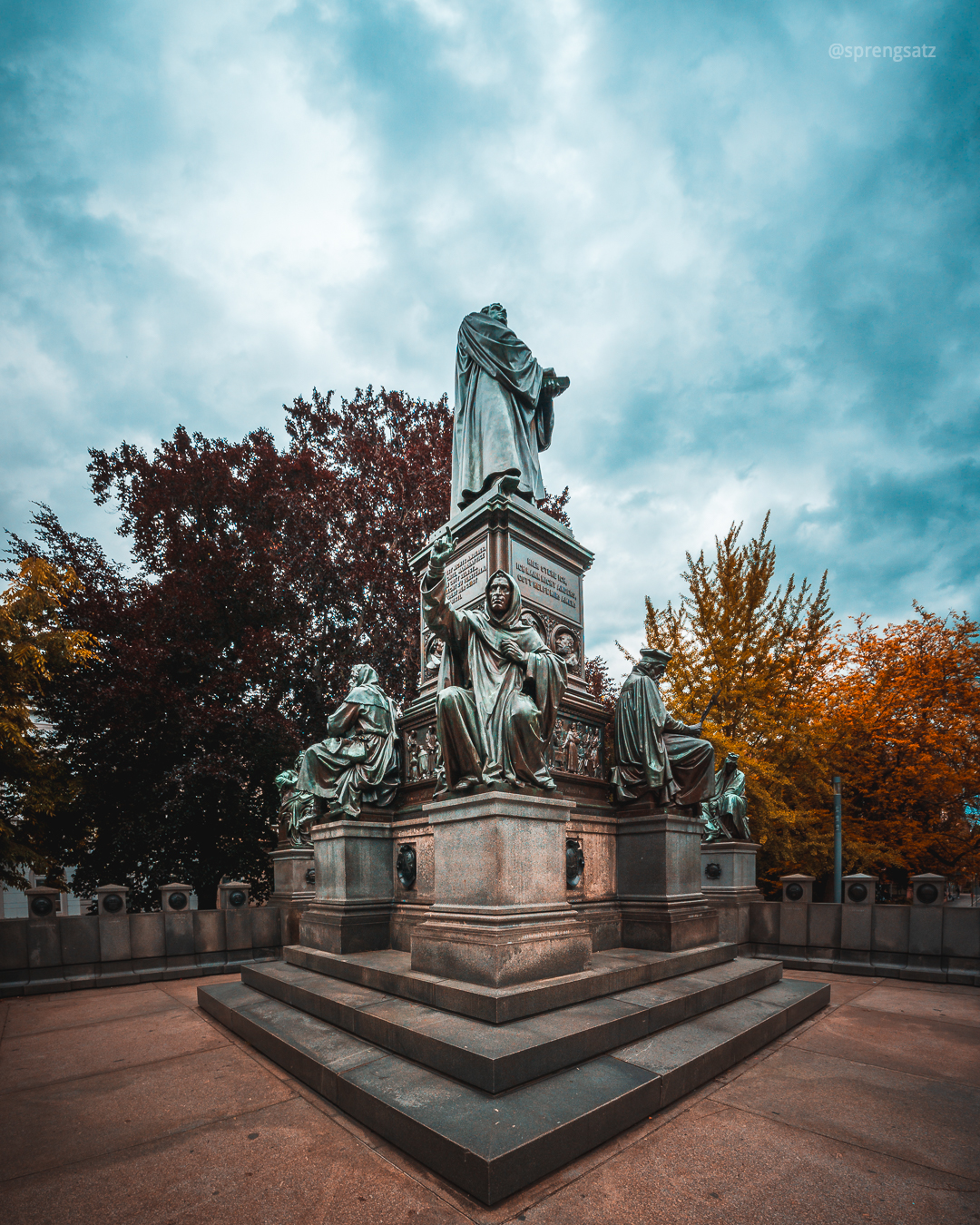 Reformationsdenkmal in Worms zu Ehren des Reformators Martin Luther